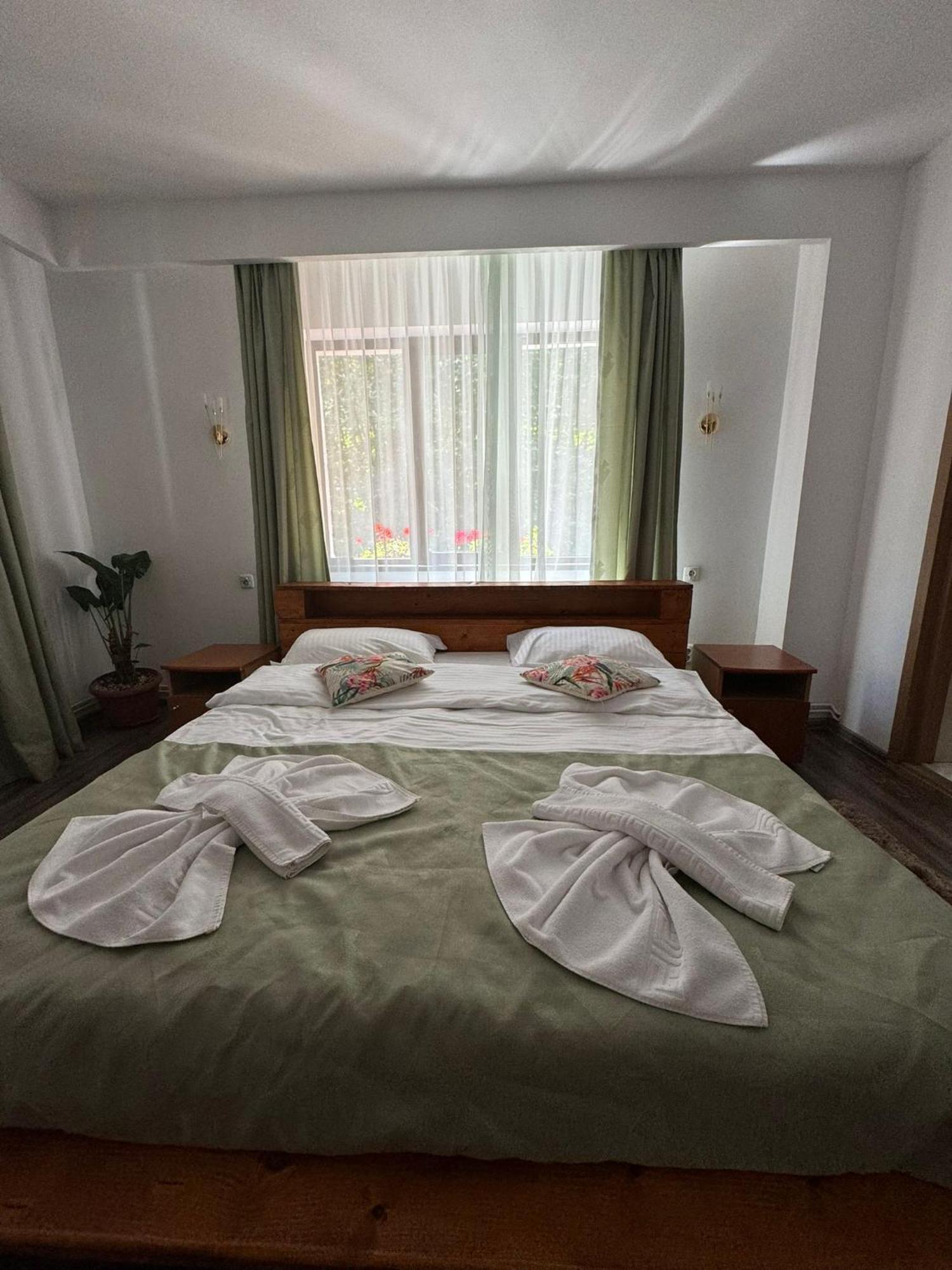 Bucura Sinaia Hotel Exterior photo